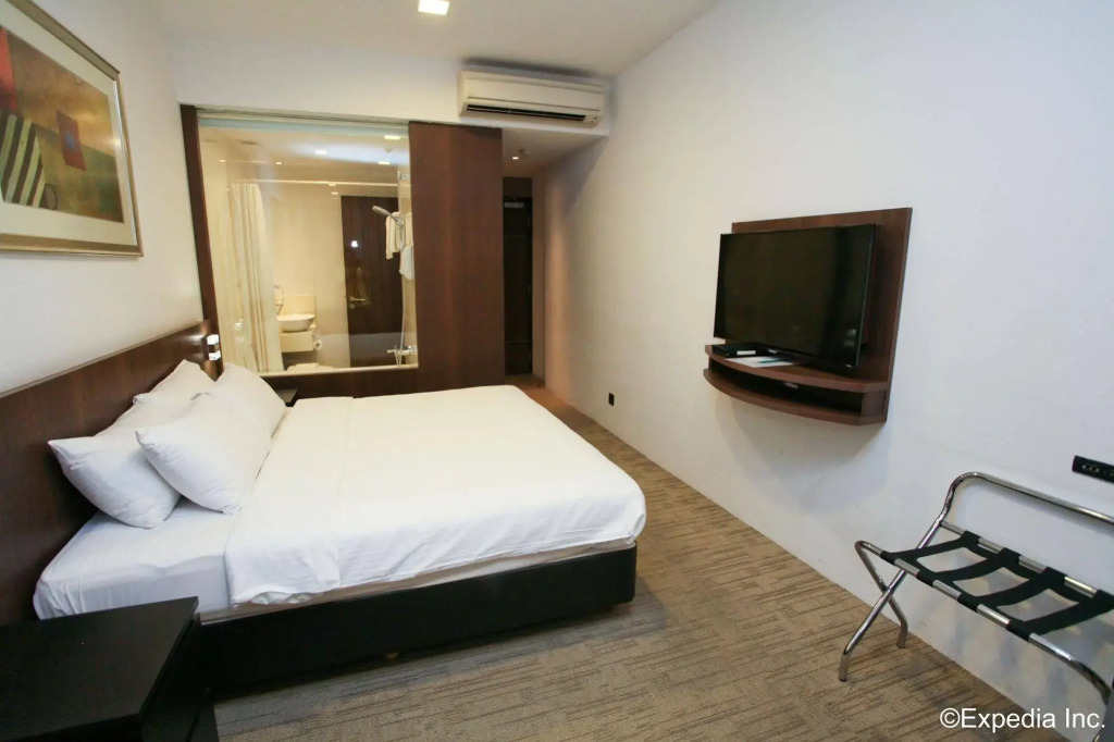 Arena Suites