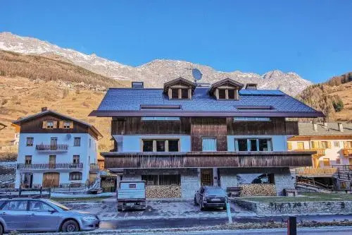 Family Chalet ski and trekking