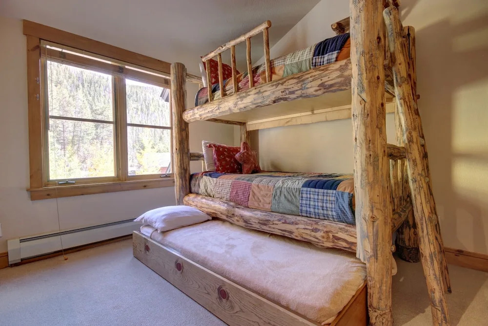 Ski Tip Ranch 8739