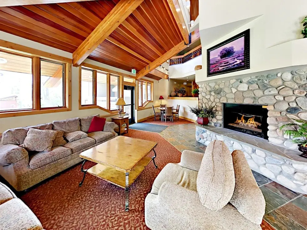 2800 Village Drive Condo Unit 1101 3 Bedrooms 3 Bathrooms Condo