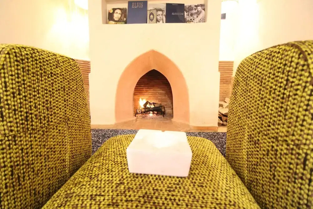 Riad Agnes & Zohra