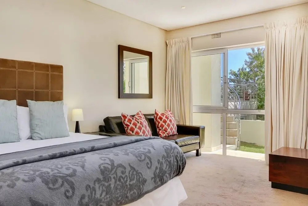 Spacious Family Home With sea Views Private Pool and Garden 100 Geneva