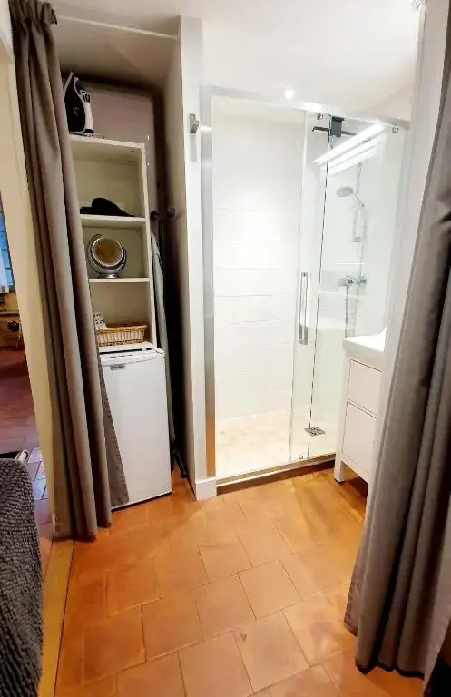Appartement Dans Hotel De Flaux
