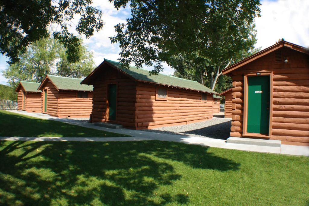 Buffalo Bill Village Cabins