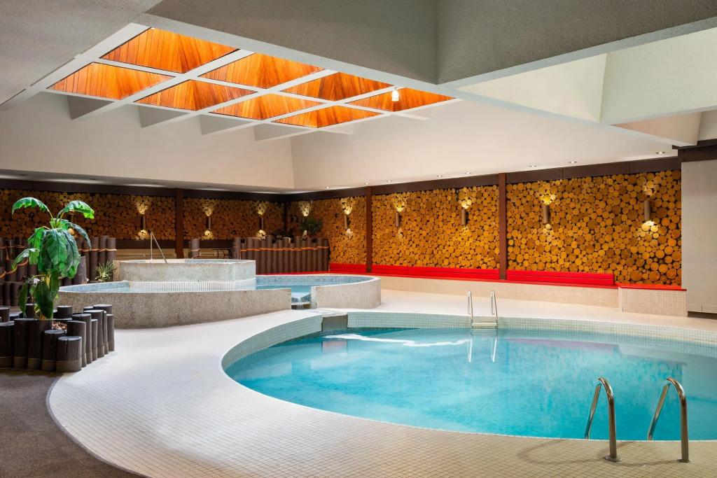 Ramada Plaza by Wyndham Regina Downtown