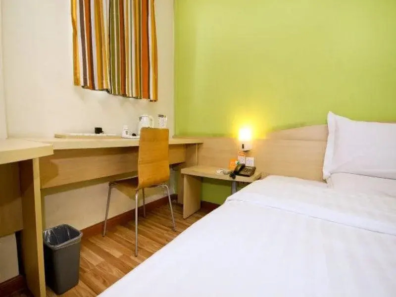 7 Days Inn Xian Jin Hua Road Tong Hua Gate Subway Station