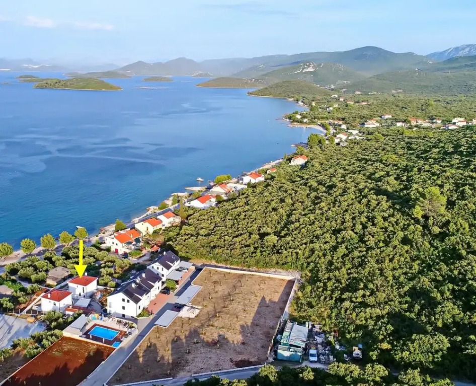 Villa Dalmatinka - Four-bedroom Villa With Pool and Patio ID Direct Booker 12319