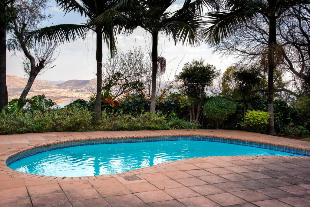 Vintage Serene Villa