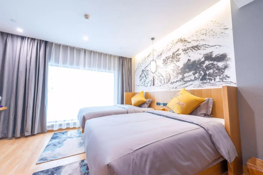 G Joyful · Meet Hotel (Nanping Pedestrian Street Jinma Biji Fang)