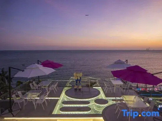 Sanya Panda's Powder House Sea View Beautiful Suites