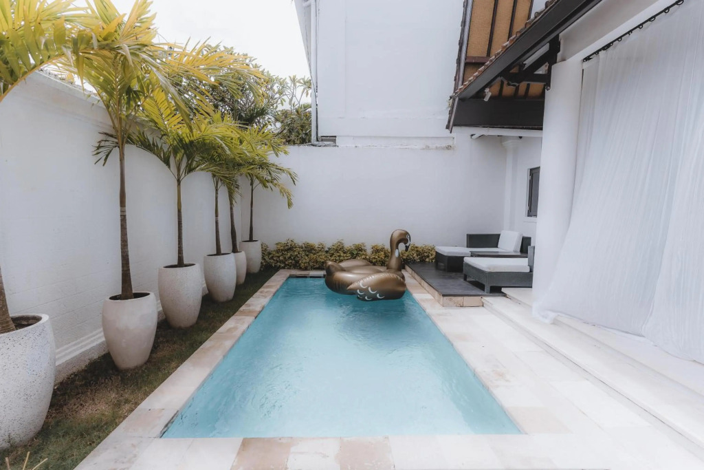 VILLA MANIS
