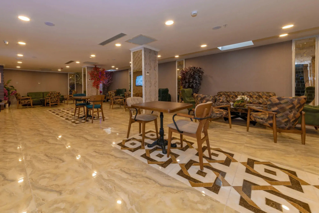 Vision Deluxe Hotel