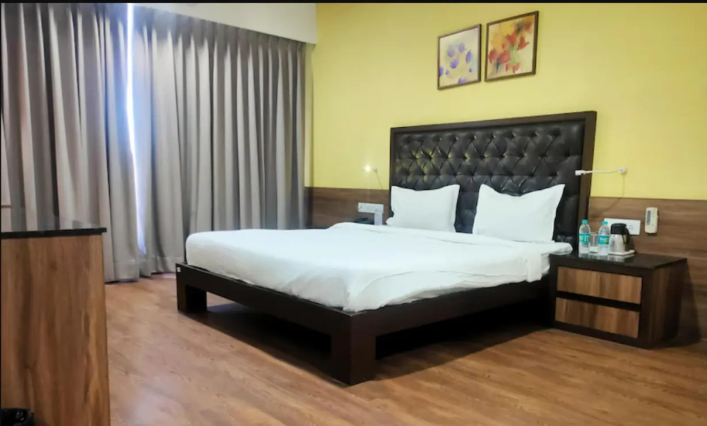 Treebo Premium Baramasi By Jai Club Prime