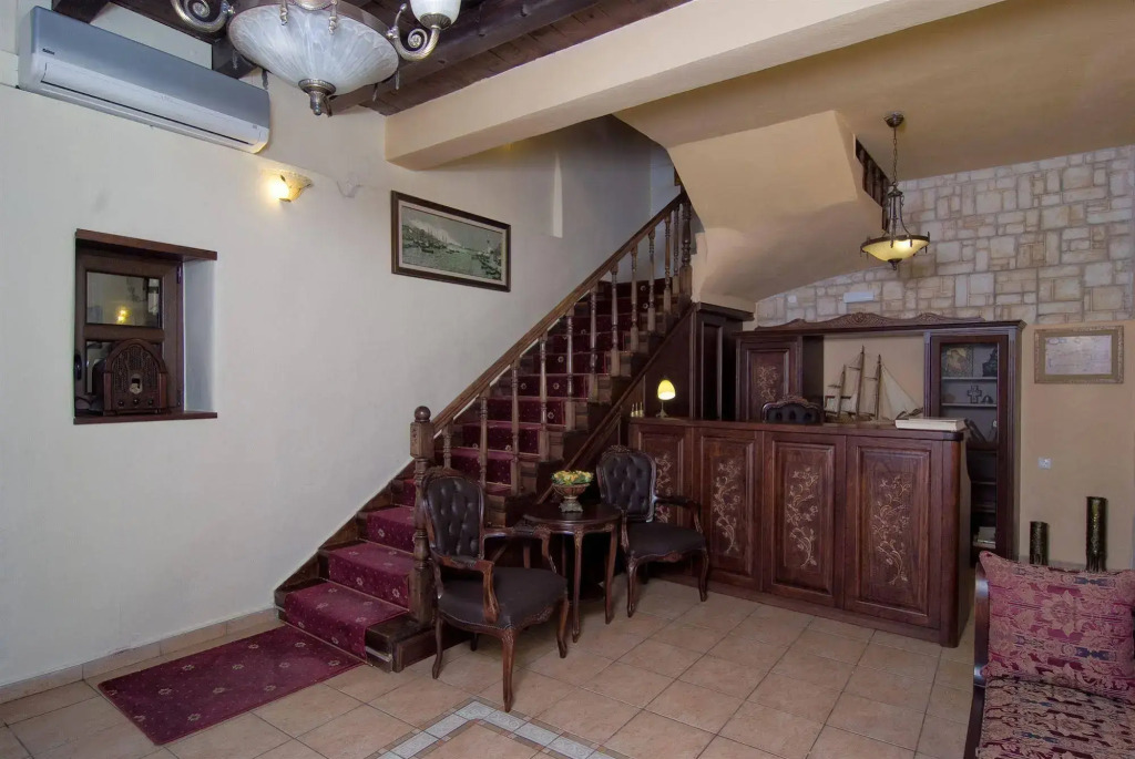 Porto Del Colombo Traditional Boutique Hotel