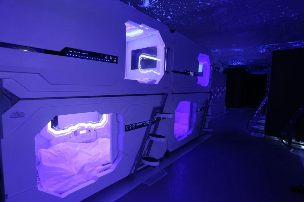 SubSpace Hostel