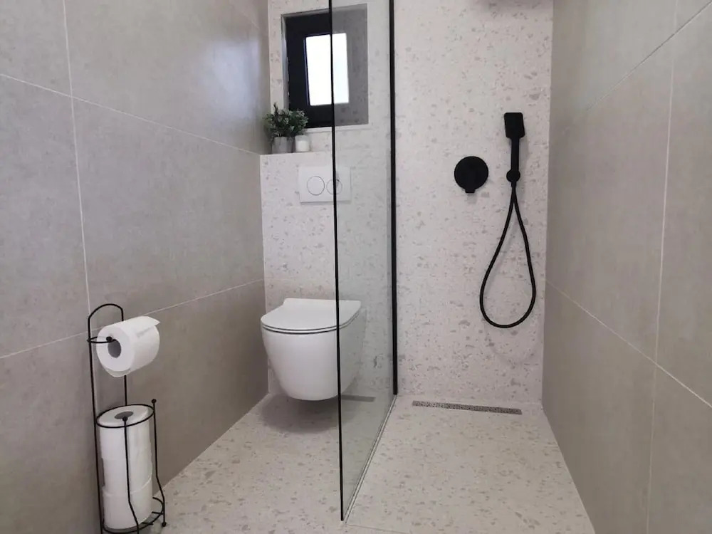 Alluring Mobile Home in Pakoštane near Sea Beach