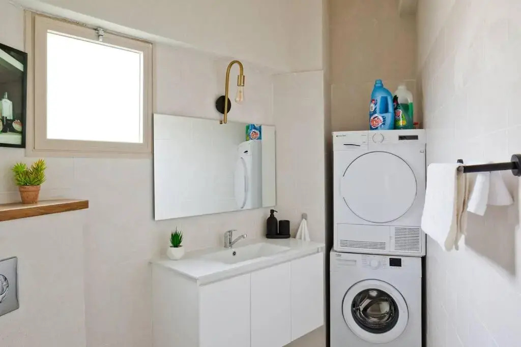 ^Superior 1 BR in the heart of the old north^
