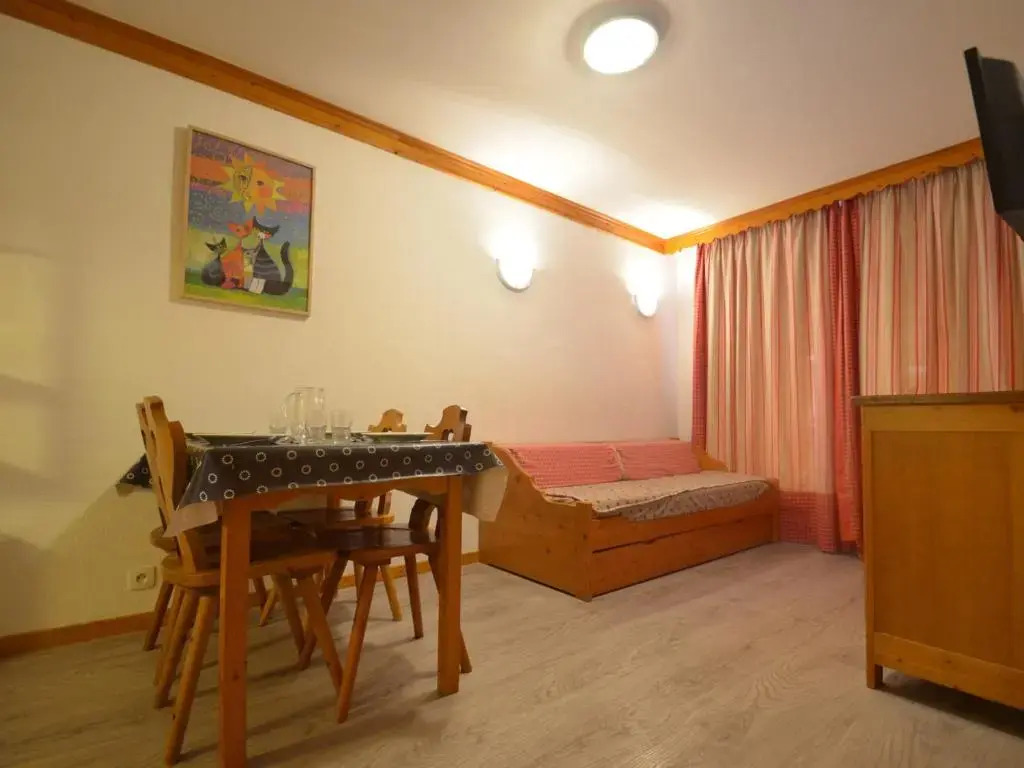 Appartement Les Menuires, 2 pièces, 4 personnes - FR-1-452-253