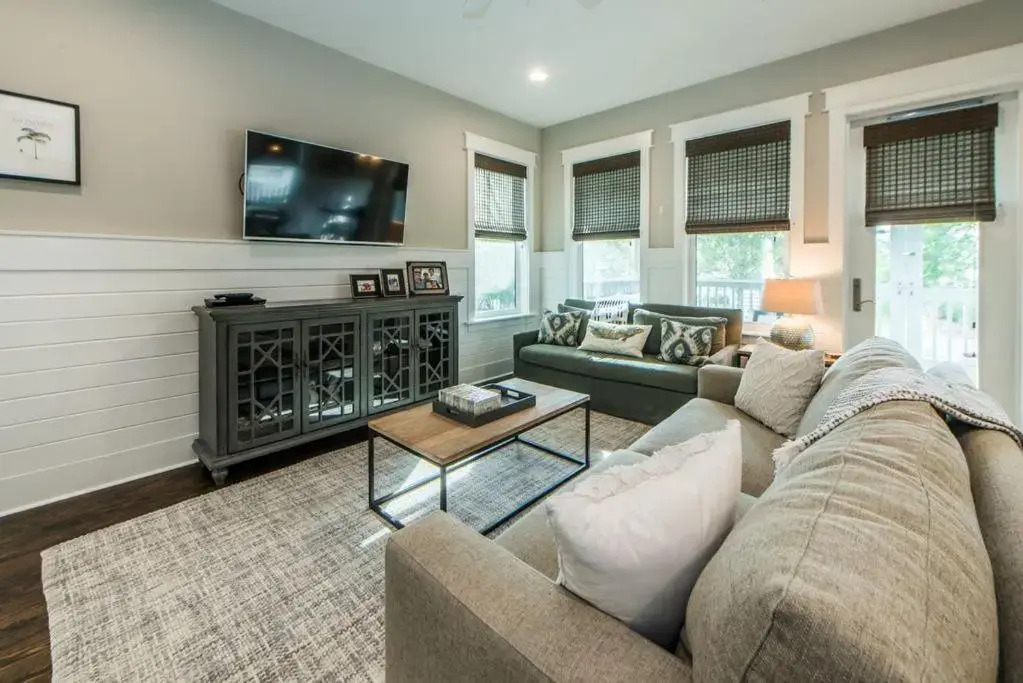 Off the Beachin' Path - 4BR Home with Golf Cart, 4 Bikes and Great Amenities!