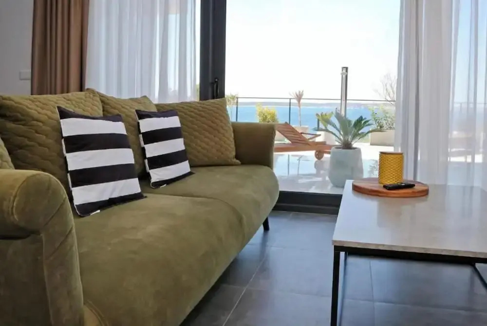 Villa Seabatical