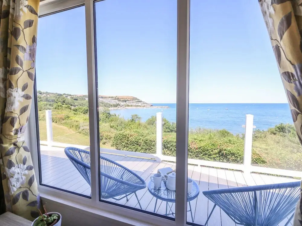8 Harbour View