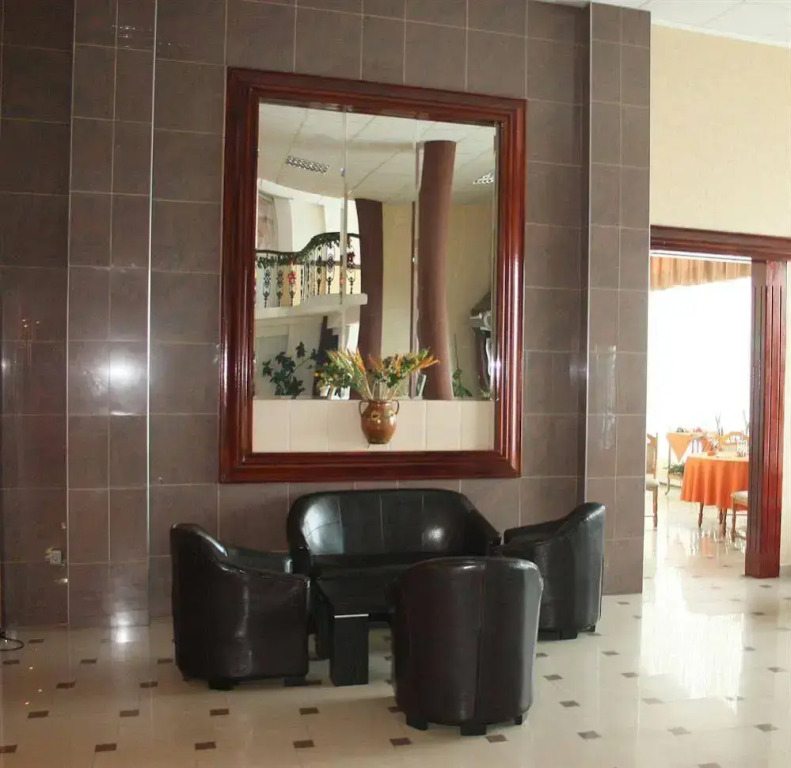 Black Lord Hotel