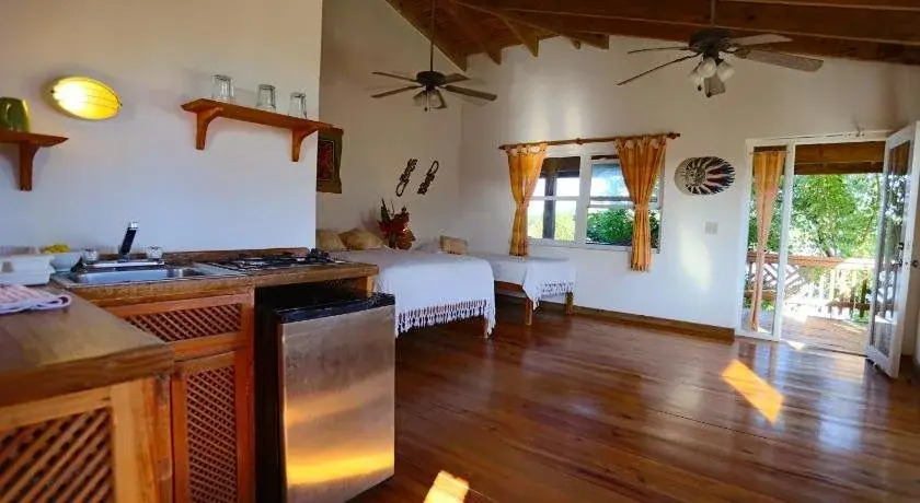 Hotel Posada Las Orquídeas,West End