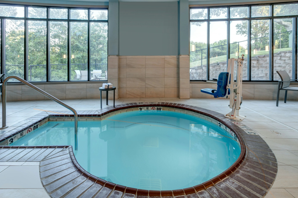 Holiday Inn Express Hotel and Suites Valparaiso by IHG