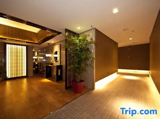 Shuibu Joy Spa Hotel