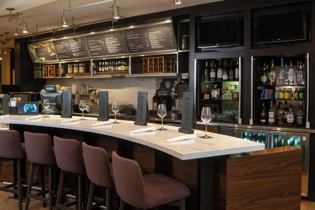 Courtyard by Marriott Memphis East/Park Avenue