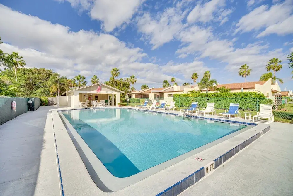 Satellite Beach Townhome w/ Patios, & Beach Gear