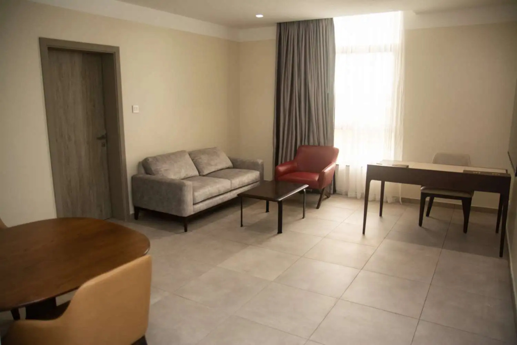 Best Western Plus at the Oxbow Lake