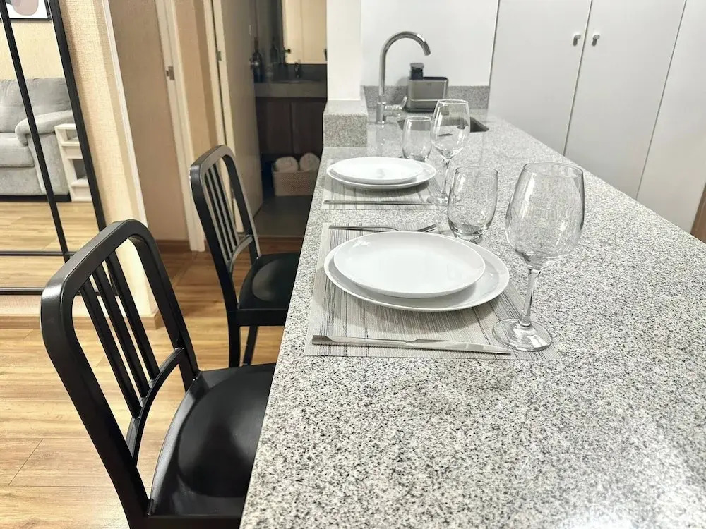 Modern 1BR on J Prado Board San Isidro
