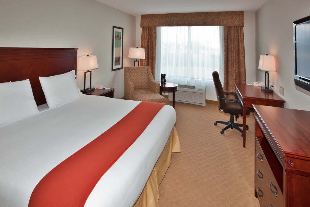 Holiday Inn Express Hotel & Suites Brockville by IHG