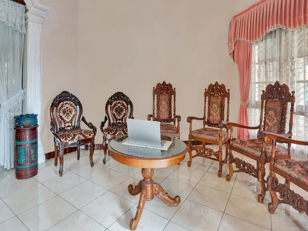 SPOT ON 90539 Taman Borobudur Guest House Syariah