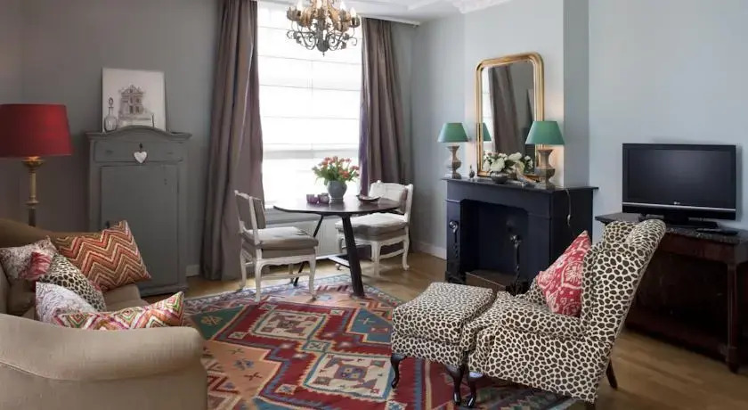 Royal Suites Short Stay