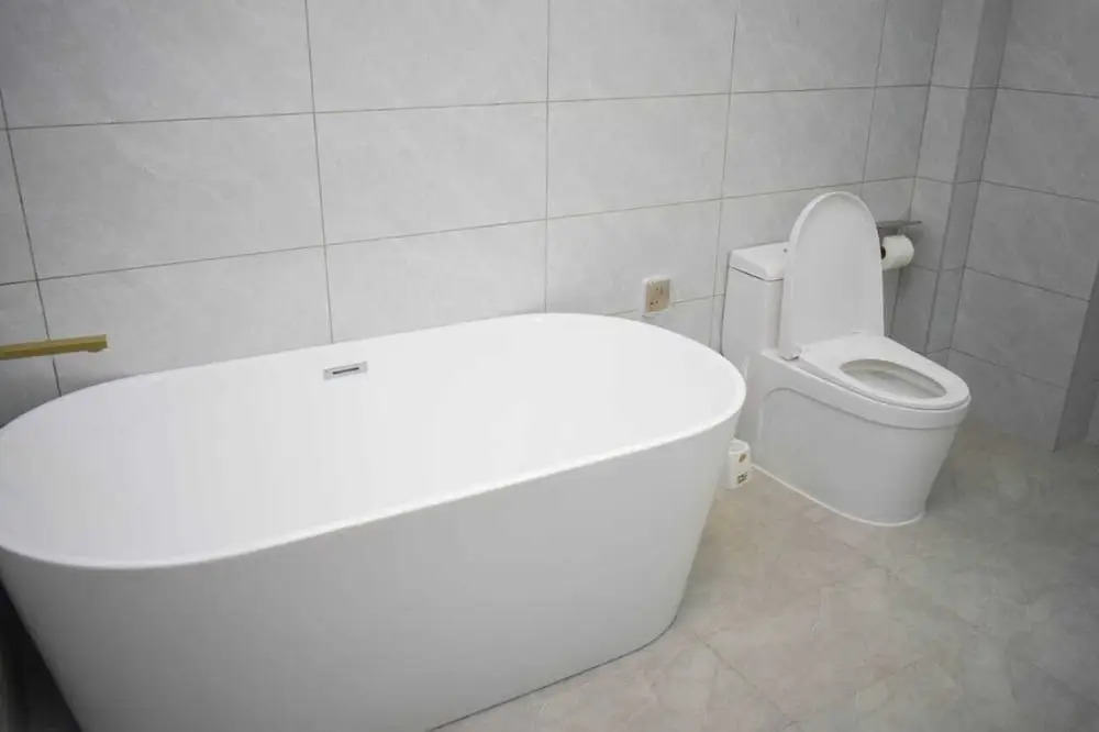 Lux Suites Royal Oaks Residency