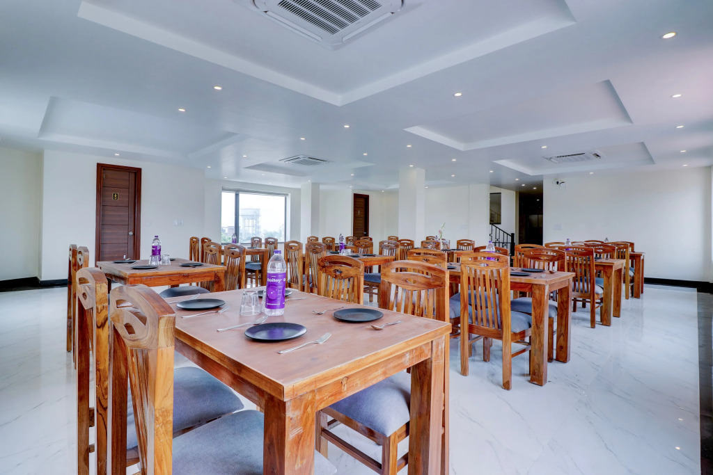 Super Townhouse Oak FRI Dehradun Formerly Hotel EL Portrait