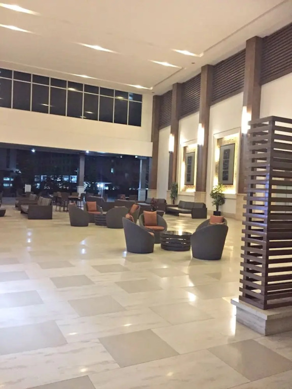 Wind Suites Tagaytay Condotel