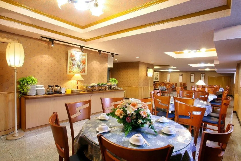 Fu Chun Hotel