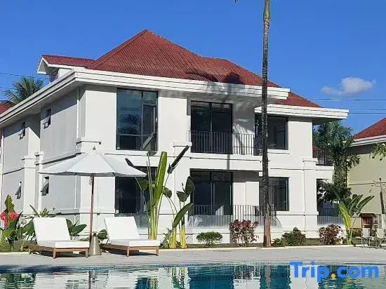 Ruili Yurui Hot Spring Garden Resort Hotel