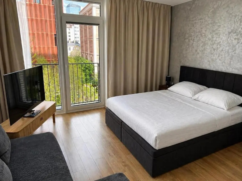 LUX City Center Browary Warszawskie Apartments by Noclegi Renters