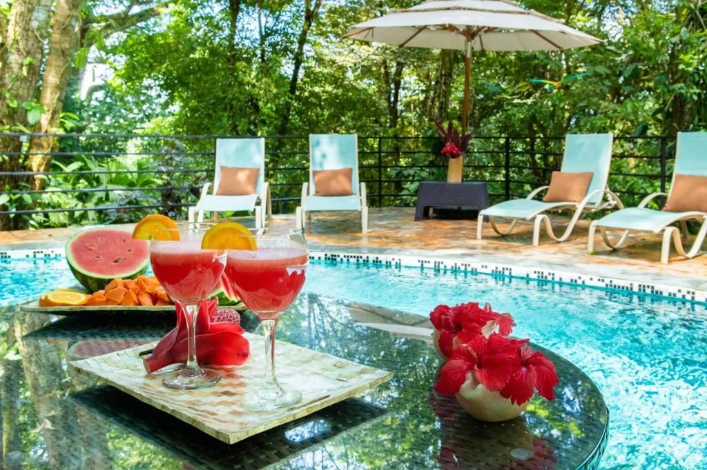 Rainforest Gem Aracari Villa with Private Pool