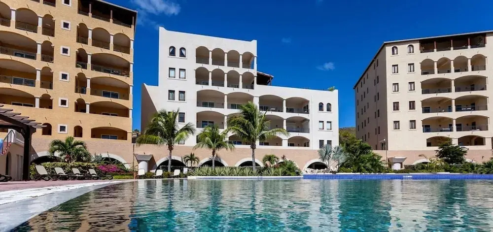 Condo Marina 360
