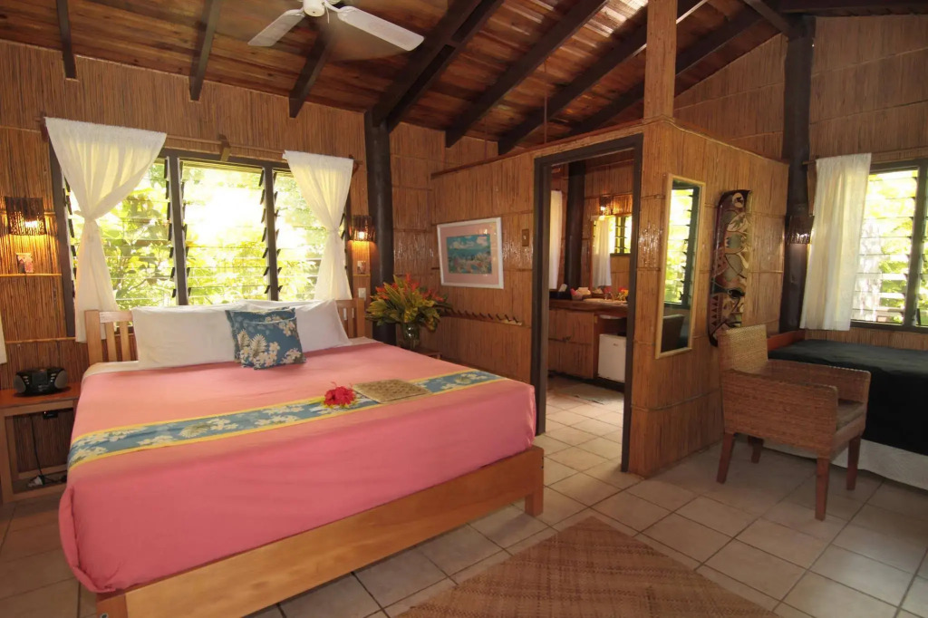 Coconut Grove Beachfront Resort
