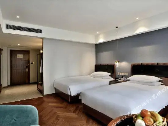 Up Hotel