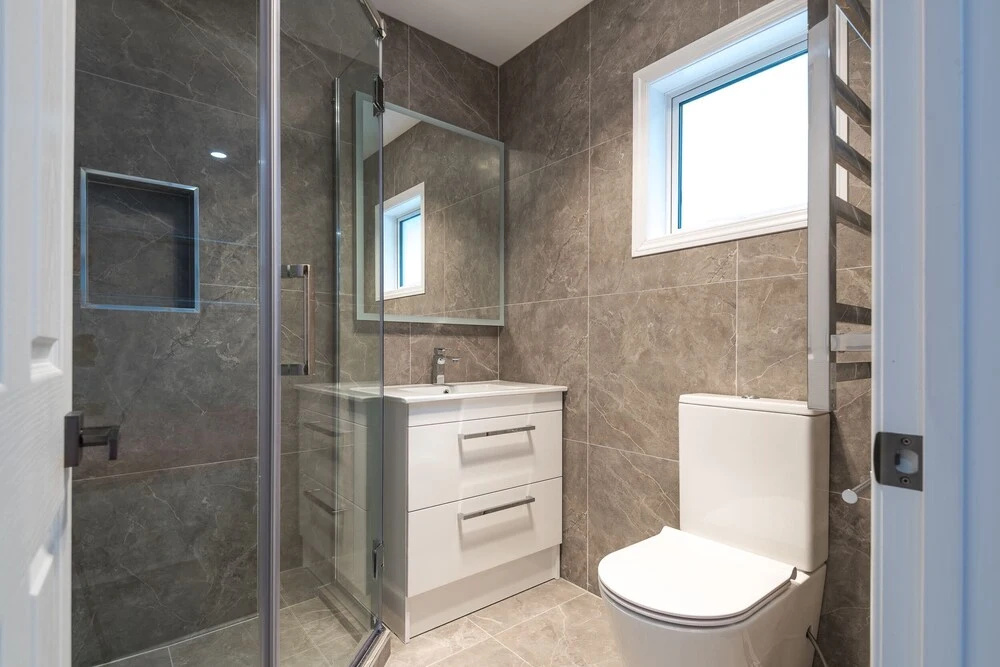 Brand New 5BR home with view of the sea