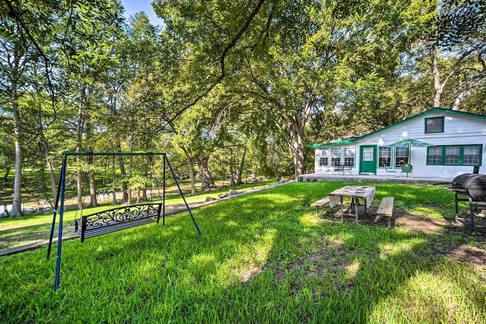 Wimberley Home on Creek + Close to Downtown!