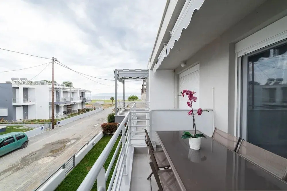 Thalassa & Thalassa Prive Residential Complexes