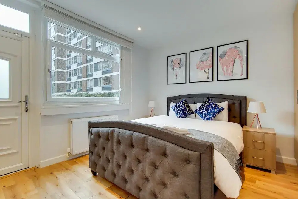Stunning 4 Bed & 4 Bath House- Hyde Park
